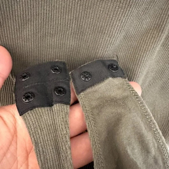 ALLSAINTS Alicia Round Neck 1/4 Zip Long Sleeve Bodysuit Utility Green US 2 - Picture 6 of 14